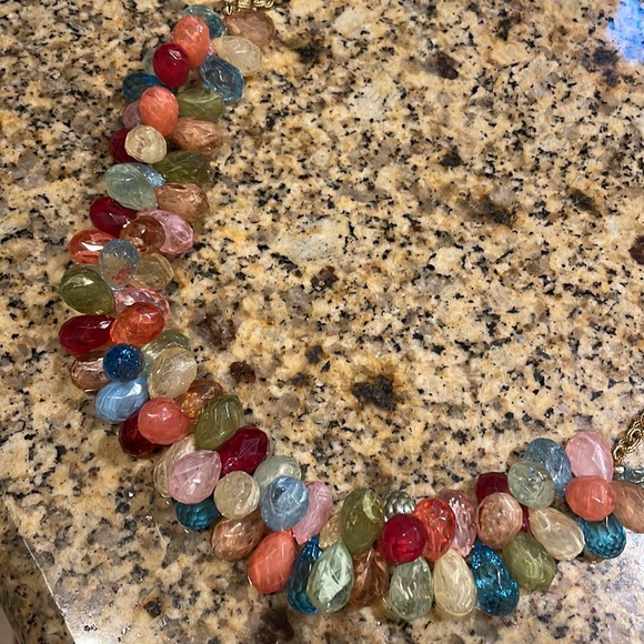 Anthropologie gold tone link Rare beaded Colorful Necklace . Like new cond. - Picture 5 of 8